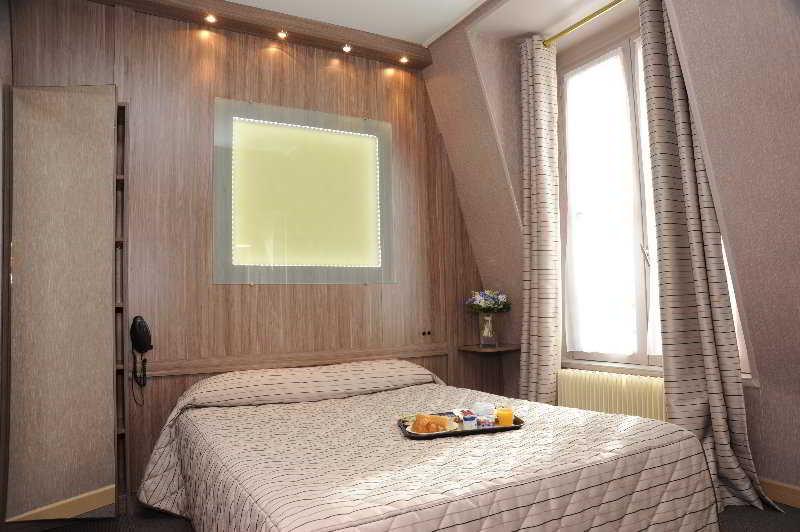 Alexandrine Opera Hotel