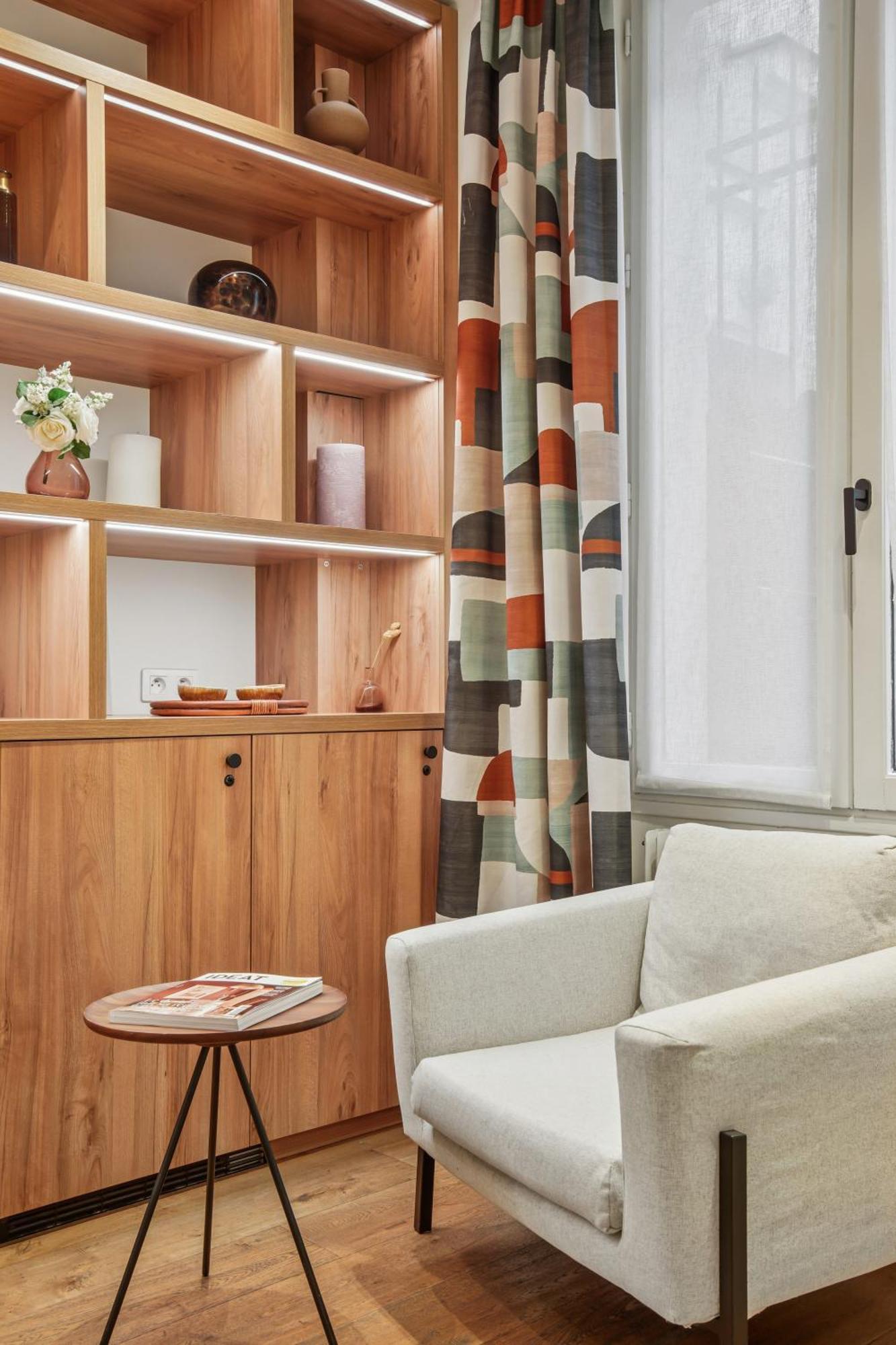 Alexandrine Opera Hotel