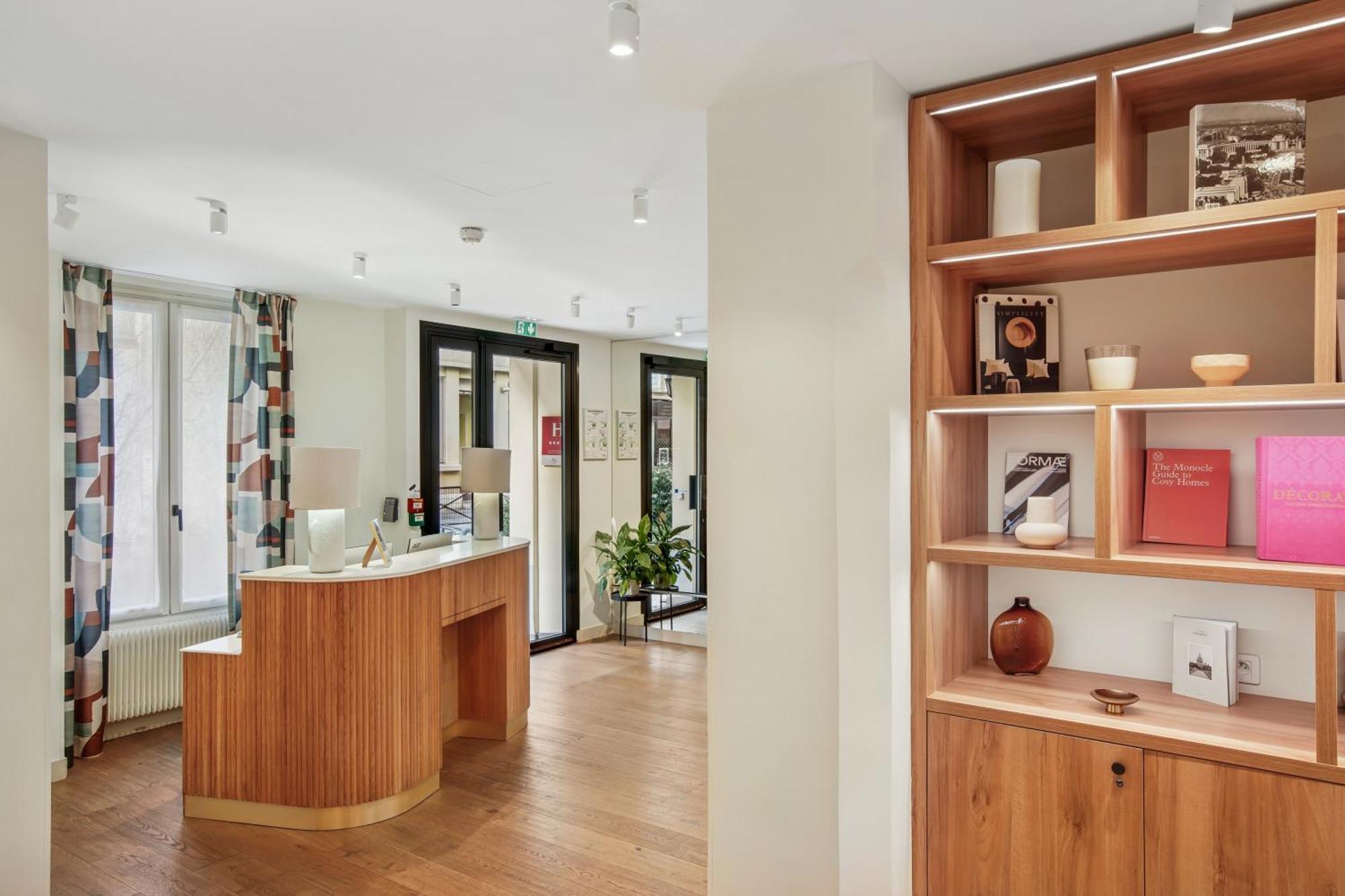 Alexandrine Opera Hotel